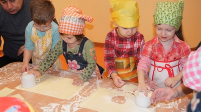 Warsztaty kulinarne w grupie 2,5 latków